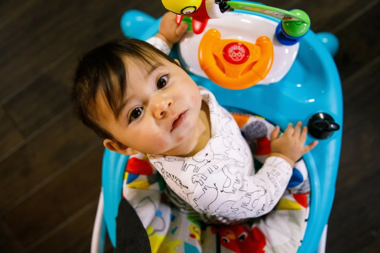 Baby Einstein Sky Explorers Walker 1 Baby Einstein Sky Explorers Walker