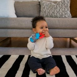 Chilly Mitt Universal Teether Mitten 7 Chilly Mitt Universal Teether Mitten -Fisher-price-shop psaflvvgkyyam7fjhzvl 16878.1625452778